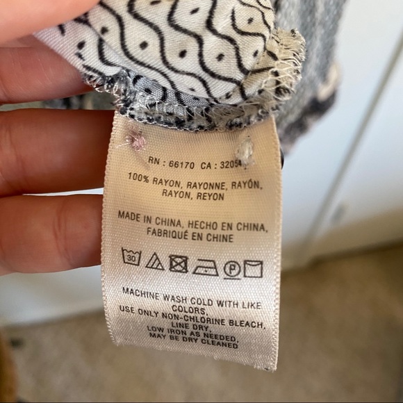 Anthro Maeve Linden Patchwork Batwing Blouse M - Picture 7 of 8